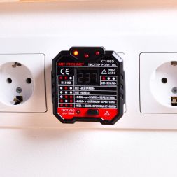 Тестер розеток и УЗО "PROLINE" KT 106D КВТ 79136